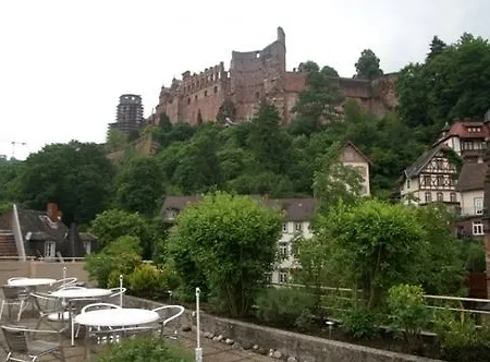 Hotel Am Schloss 3*